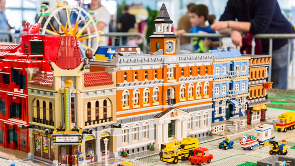 Brick Convention, a massive LEGO fan event, returns to Orlando in 2025